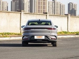 BYD Han DM-i 2025: Berlina Ibrida Plug-in di Lusso a 5 Posti con Guida Intelligente, Autonomia di 125 km, Comfort e Lunga Autonomia - Product Image 6