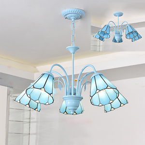 Lustre méditerranéen stratiforme à 3 lumières en fer forgé bleu clair avec mosaïque de verre en cristal pour villa côtière ou bistrot - Product Image 1
