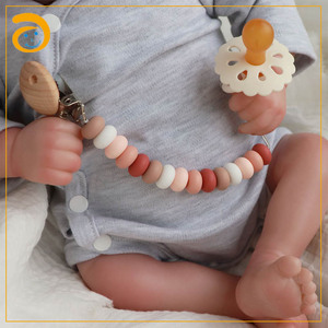 Offres Spéciales bébé porte-sucette <span class=keywords><strong>de</strong></span> qualité alimentaire Silicone anneau <span class=keywords><strong>de</strong></span> dentition Clip perles <span class=keywords><strong>de</strong></span> Silicone souple sucette factice chaîne Clip avec ensemble <span class=keywords><strong>de</strong></span> sucette - Product Image 6