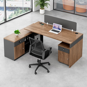 Scrivania Direzionale a L per 4 Persone, Moderna Postazione di <span class=keywords><strong>Lavoro</strong></span> Industriale <span class=keywords><strong>in</strong></span> Legno con Mobile Laterale per <span class=keywords><strong>Ufficio</strong></span> Commerciale - Product Image 2