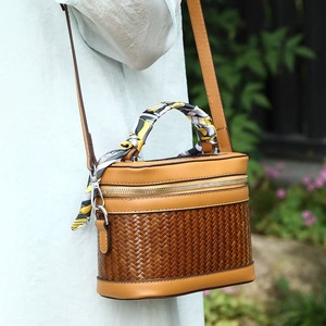 Bolso cuadrado tejido de bambú para mujer, bolso cruzado pequeño con cierre de cremallera, accesorio de moda de estilo chino - Product Image 3