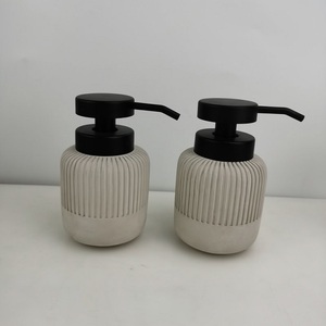 Dispensador <span class=keywords><strong>de</strong></span> jabón <span class=keywords><strong>de</strong></span> <span class=keywords><strong>cemento</strong></span> <span class=keywords><strong>de</strong></span> diseño personalizado <span class=keywords><strong>con</strong></span> bomba <span class=keywords><strong>de</strong></span> plástico para encimera <span class=keywords><strong>de</strong></span> baño botella <span class=keywords><strong>de</strong></span> loción líquida recargable - Product Image 5
