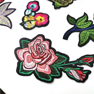 Individuelles Applique-Design 3D-Brickerei Aufbügelung Stickerei Pailletten Chenille Blume Rose Flecken für Kleidung