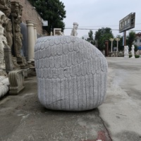 Design américain moderne Bancs commémoratifs en granit noir et sésame blanc Pas cher en marbre naturel Jardin Cimetière Ailes de tombe