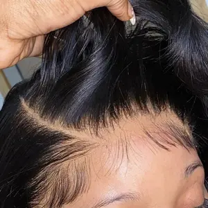100% कच्चे मानव बाल Wigs प्राकृतिक पूर्ण फीता काले महिलाओं के लिए बच्चे के बाल के साथ Glueless Hd पारदर्शी 360 फीता ललाट विग बाल