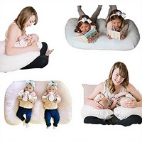 Coussin d'allaitement et d'alimentation pour jumeaux à motif pois gris - Indispensable pour bébé