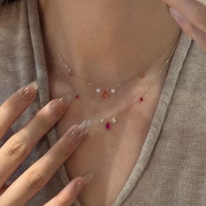 Collier pendentif en argent sterling S925, trèfle à quatre feuilles, fleur, diamant étincelant, design de niche exquis, pendentifs fins, breloques - Product Image 1