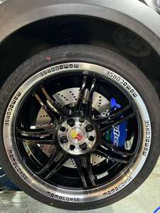 Kit de Caliper de Freno de Disco Cerámico de Dos Piezas Forjado Nuevo Premium, Diseño de 6 Pistones Mediano para Modelos Cooper y Audi - Product Image 6