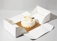 Ensemble de boîtes d'emballage en papier blanc personnalisables pour boulangerie et desserts avec style tiroir et design de poignée