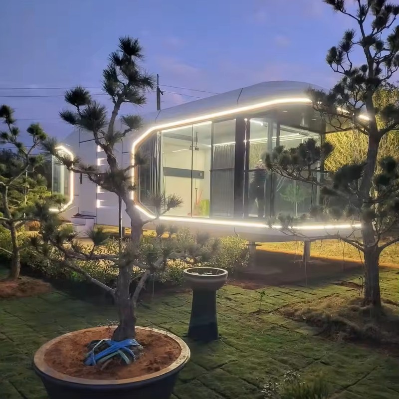 Beautiful Movable Prefabricated Capsule Hotel Cabin