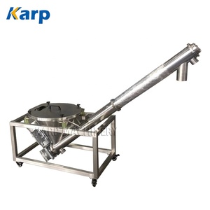 Convoyeur à vis hélicoïdal incliné pour amidon de tapioca avec <span class=keywords><strong>trémie</strong></span>, vente chaude - Product Image 1