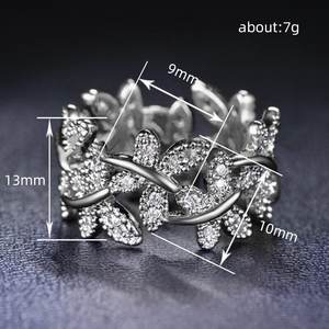 Anello da Cocktail Q845 per Donna, Placcato Oro con Zirconia Cubica, Incastonatura Marquise, Motivo Vegetale, Anelli di Moda per Matrimonio - Product Image 4