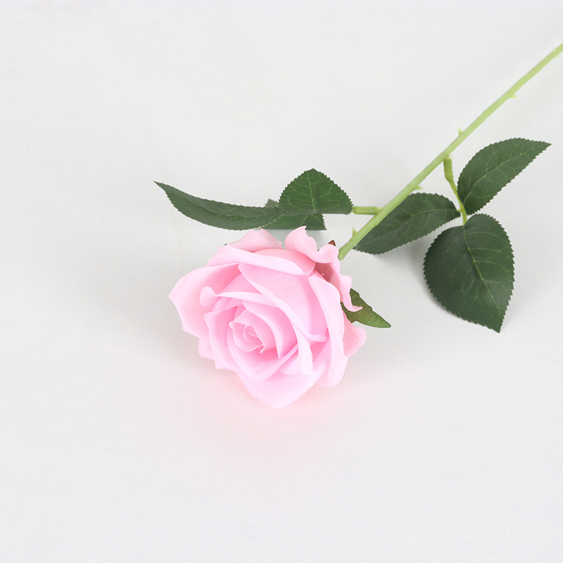 Tissu en soie rose
