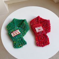 KIVA arc-en-ciel bonbons noël chat et chien en peluche PP coton rempli chaud bavoir bave serviette collier à la main unisexe hiver fête accessoire