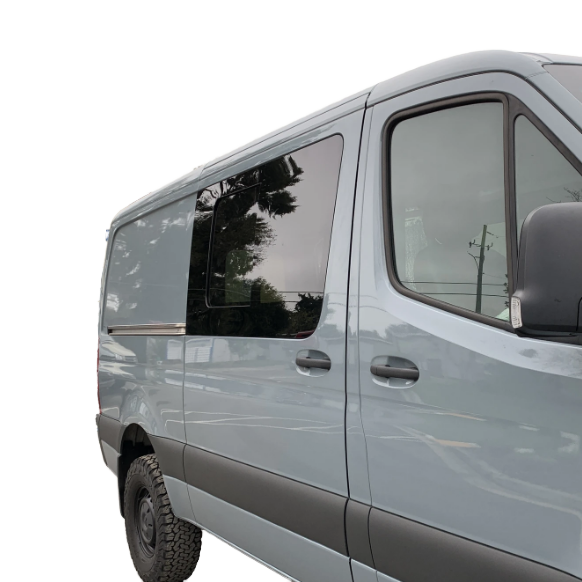 Universal Half Sliding Window for Buses