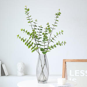Plante verte artificielle de simulation, impression 3D, aspect film, arrangement floral d'eucalyptus, en caoutchouc souple PVC, hauteur 97 cm - Product Image 1