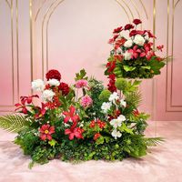 Kunstzijde handgemaakte bloemstukken, staande displays voor winkels, etalages, showroomstyling, bruiloften, feestdagen, evenementen.