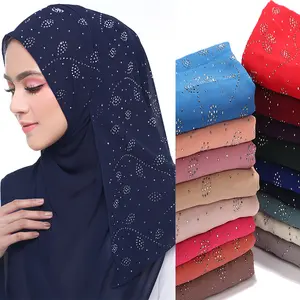 नई फैशन ठोस रंग उच्च गुणवत्ता शिफॉन हिजाब मलेशिया महिला बुलबुला शिफॉन स्फटिक मुस्लिम हिजाब