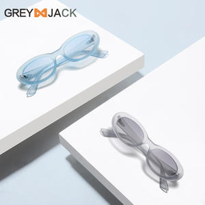 Lunettes de soleil œil de chat grises pour femmes, monture TR90, verres polarisés TAC UV400, style rond petit format - Product Image 1