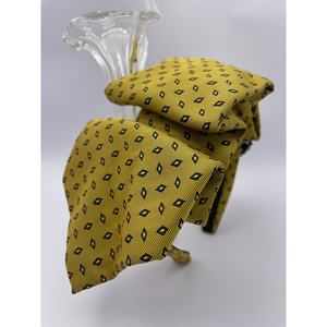 Italian-Made Jewel <b>Hairband</b> Elegant Headband with Unique Design - Product Image 3