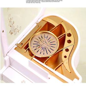 Caja de Música Giratoria con Bailarina y <span class=keywords><strong>Piano</strong></span>, Regalo Creativo <span class=keywords><strong>para</strong></span> San Valentín o Cumpleaños, Modelo al por Mayor - Product Image 3