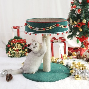 Poste de escalada para gatos pequeños de interior, poste de rascado de Navidad, torre de árbol de gato creativa, rascador de gato con juguetes colgantes - Product Image 3