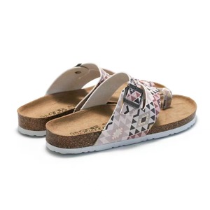 Nhà Máy Bán Buôn Birken Phụ Nữ Thoải Mái Mùa Hè Phẳng Dép Giản Dị Mềm Nút Chai Duy Nhất Vòm Hỗ Trợ Vuông Da PU Thời Trang - Product Image 4