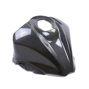 Cubierta de Tanque de Fibra de Carbono Seca 3K con Acabado Brillante de Carbono Twill, Ligera, para Carenado de Motocicleta GSX1300R Hayabusa - Product Image 4
