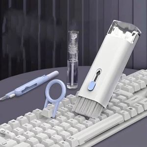 Outils de nettoyage pour clavier mécanique, brosses à poils doux, stylo de nettoyage, ensemble de nettoyage magique sept-en-un multifonction pour éliminer la poussière - Product Image 2