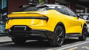 ชุดแต่งรอบคัน New Lotus ELETRE SUV 2022+ รุ่น R Style คาร์บอนไฟเบอร์  ประกอบด้วยลิ้นหน้า สเกิร์ตข้าง ดิฟฟิวเซอร์ สปอยเลอร์ ซุ้มล้อ แบบติดตั้งเอง - Product Image 4