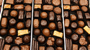 Sistema automático de templado de chocolate certificado ISO Núcleo motorizado de nueva condición con compatibilidad de múltiples sabores para leche de nueces - Product Image 2