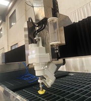 Machine de gravure/découpe CNC à jet d'eau à cinq axes ZEUS avec composants principaux, haute sécurité, longueur de coupe maximale de 3800 mm