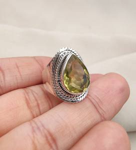Anillo de Plata de Ley 925 de alto grado Cuarzo limón natural Hecho a mano Corte de pera Piedra preciosa amarilla Joyería para fiesta de boda Unisex de moda - Product Image 5