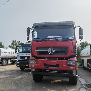 Camión Cisterna de Agua de Servicio Pesado de 6000 Galones/7000 Galones, Camión Cisterna Dongfeng 8x4 para Riego - Product Image 4
