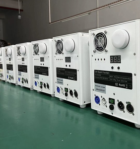 Máquina de fuegos artificiales fríos RGBW de boda de 900W DE FÁBRICA DE China IP65 Disco Party Sparkle Show Lighting - Product Image 3