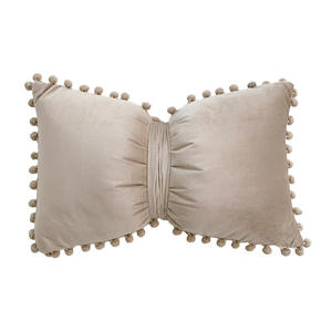 Ins Style 30*50 housses de <span class=keywords><strong>coussin</strong></span> avec pompon couleur unie <span class=keywords><strong>velours</strong></span> maison taies d'oreiller taie d'oreiller pour canapé décor à la maison - Product Image 4