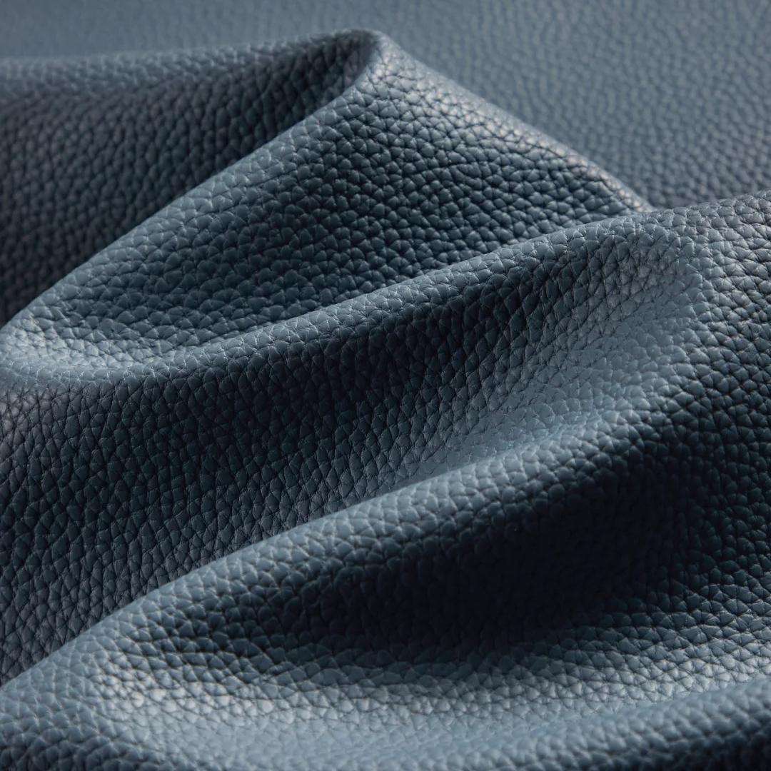 สีน้ำเงิน