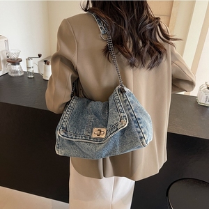 Bolso de Hombro Grande para Mujer 2026, Estilo Retro Casual, de Mezclilla, Tipo Tote y <span class=keywords><strong>Bandolera</strong></span>, con Cadenas, Venta al por Mayor, Azul Sólido, de Gran Demanda - Product Image 4