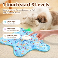 Jouet pour chat 2-en-1 interactif et simple, style dessin animé sportif, avec plumes dissimulées, activé par le mouvement, pour jeu de cache-cache et attrape-jouet