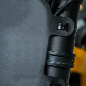 <span class=keywords><strong>2022</strong></span> Sur Ron vélo de fond <span class=keywords><strong>électrique</strong></span> nouveau Dirt Bike Enduro avec pièces d'abeille légères garniture chromée plaque d'immatriculation de <span class=keywords><strong>moto</strong></span> - Product Image 3
