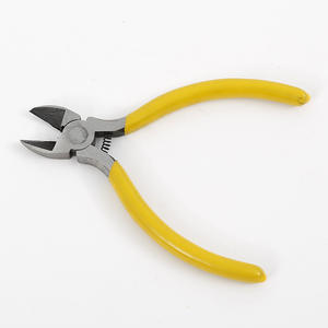 คีมตัดสายไฟเกรดอุตสาหกรรม ด้ามจับสีเหลือง ขนาดปากคีม 6 นิ้ว ความกว้างปลายเรียบ 1 4 นิ้ว ความกว้างปลายแหลม 1 8 นิ้ว สำหรับงานตัดไฟฟ้า - Product Image 1