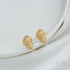 Placage Or 14K par Électrodéposition Robuste, Boucles <span class=keywords><strong>d</strong></span>'oreilles clous coquillage style océan <span class=keywords><strong>avec</strong></span> anneaux suspendus, Boucles <span class=keywords><strong>d</strong></span>'oreilles faites main <span class=keywords><strong>avec</strong></span> perles à suspendre soi-même - Product Image 6