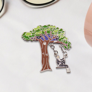 เข็มกลัดโลหะเคลือบลายการ์ตูนการ์ตูนอนิเมะออกแบบใหม่สำหรับเป็นของขวัญและของที่ระลึก - Product Image 1