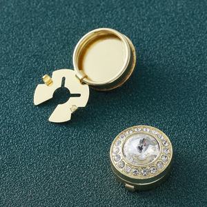 Nouveaux couvercles de boutons européens et américains Couvertures de boutons en strass Boutons de fleurs en cuivre en alliage de cristal transfrontalier - Product Image 6