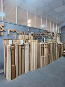 Moden Phong Cách Rắn Red Oak Newel Bài Thân Thiện Với Môi Nhà Máy Trực Tiếp Từ Việt Nam - Product Image 2