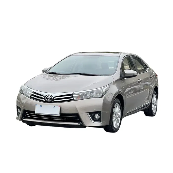 Alta configurazione Toyota Corolla 2014 1.6L vendite calde Auto CVT 8 velocità con guida a sinistra veicolo usato familiare