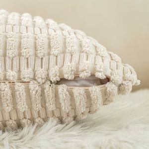 Vente en gros housse de <span class=keywords><strong>coussin</strong></span> en <span class=keywords><strong>velours</strong></span> côtelé à rayures bohèmes ferme moderne et élégante <span class=keywords><strong>coussin</strong></span> en <span class=keywords><strong>velours</strong></span> côtelé doux pour la décoration de la maison - Product Image 3