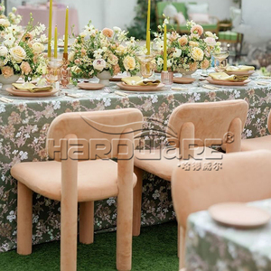 โครงโลหะกำมะหยี่สีชมพูสำหรับใช้ในงานแต่งงานงานเลี้ยงเจ้าสาวดีไซน์ใหม่ - Product Image 1