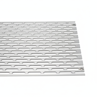 Tôle d'aluminium perforée à fentes oblongues, finition naturelle argentée, pour grille de ventilation, écran de façade, plafond 1060 1-3mm