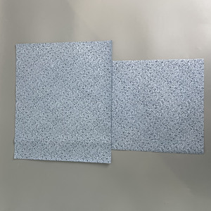 Toallitas Industriales Absorbentes Sin Pelusa WIPEX <span class=keywords><strong>de</strong></span> 70 g/m² 100% PP Meltblown, 30x35 cm, con Patrón <span class=keywords><strong>de</strong></span> Corteza <span class=keywords><strong>de</strong></span> Árbol Azul - Product Image 4